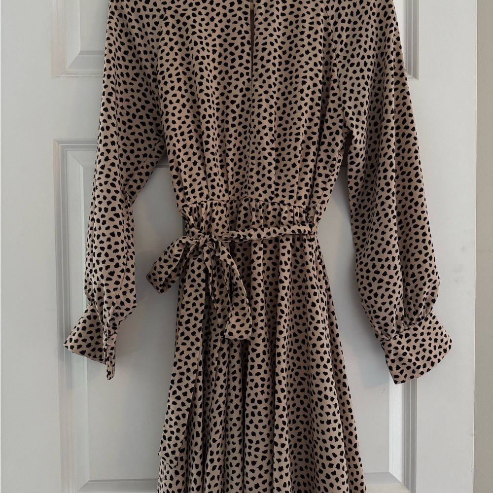She + Sky Black and Tan Long Sleeve Dress